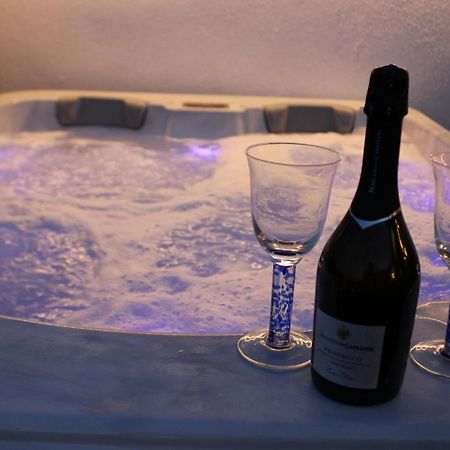Koxyli Suite Of Mykonos Mykonos Town Eksteriør billede