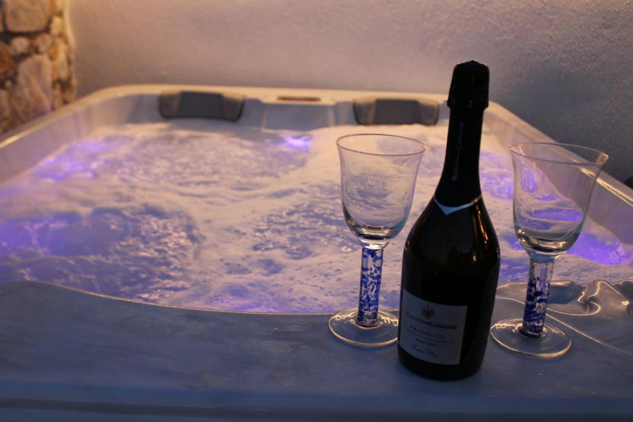 Koxyli Suite Of Mykonos Mykonos Town Eksteriør billede